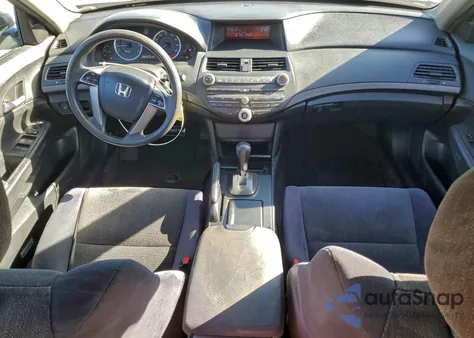 2010 Honda Accord Lxp z USA, uszkodzony, nr VIN 1HGCP2F41AA068223